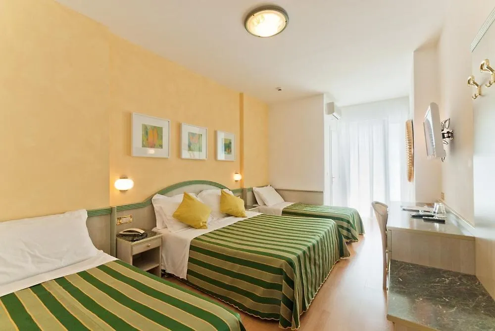 Hotel Montecarlo ビビオーネ
